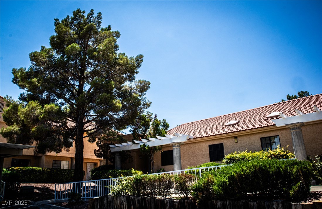 Properties 2 2851 S Valley View Boulevard 1130