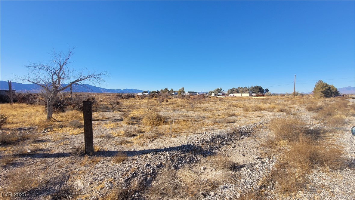 8690 S Homestead Road, Pahrump, Nevada image 5