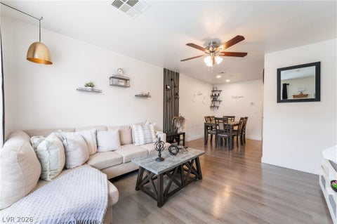 Townhouse For Sale - 2207 Sleepy Court<br/> Las Vegas, NV 89106