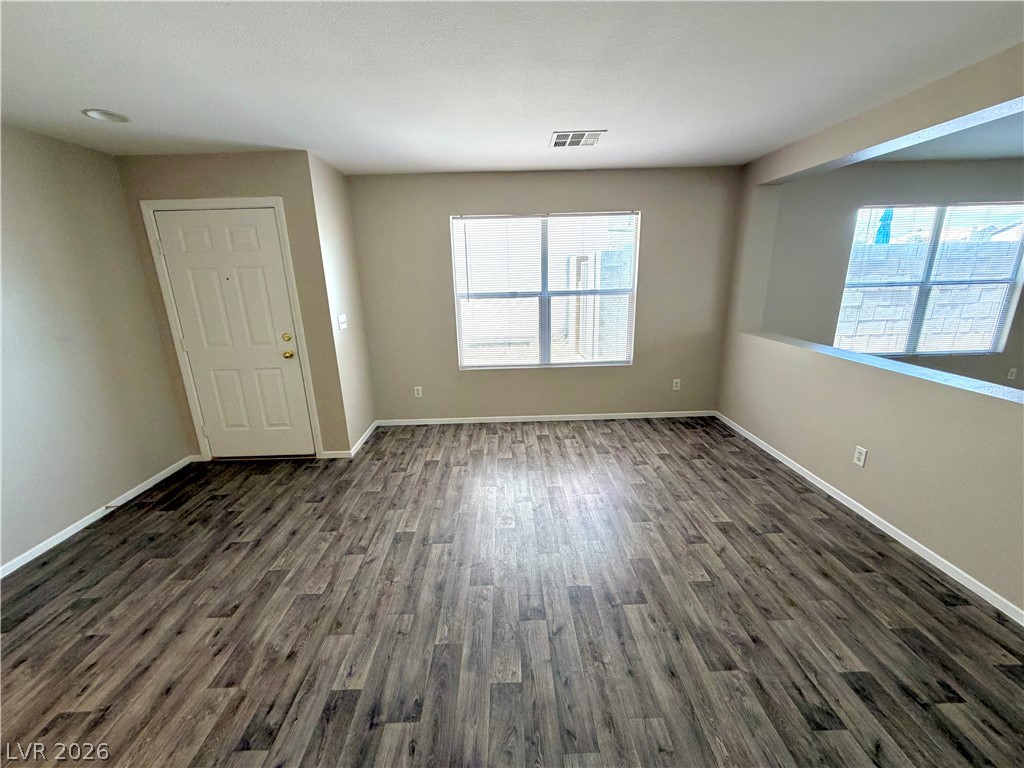 5712 Viberti Court