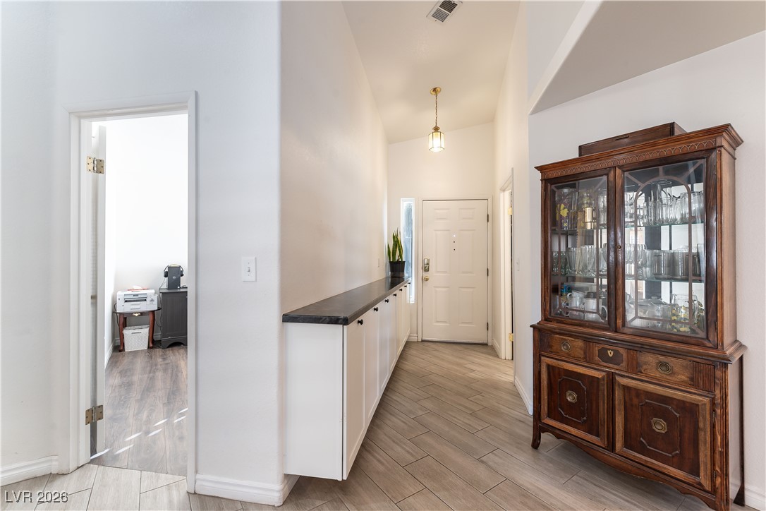 7000 Ellis Island Court