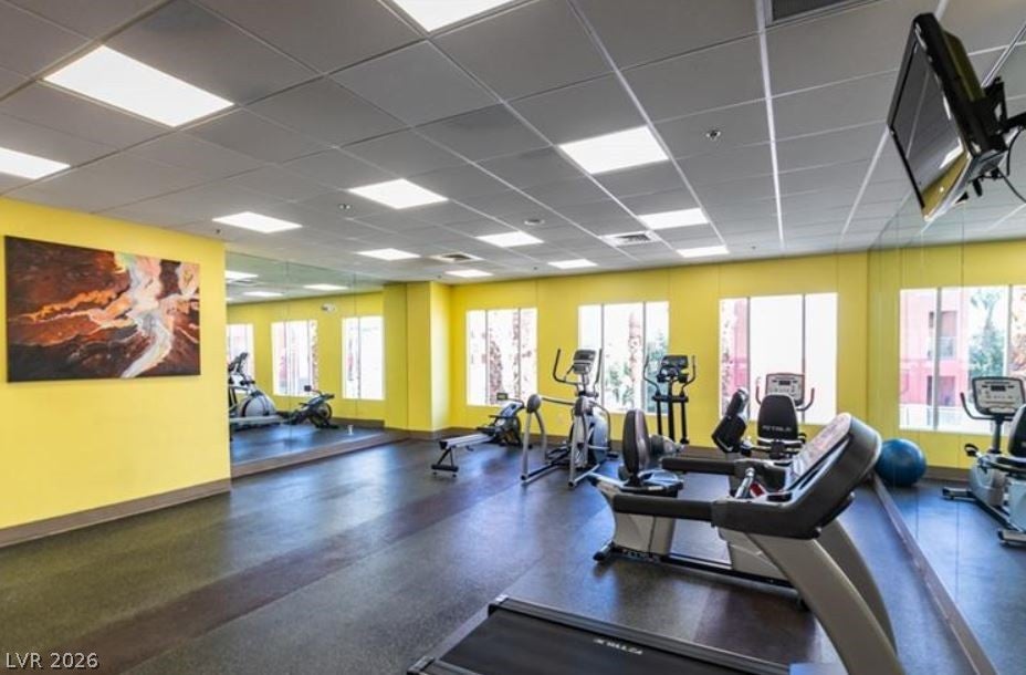 19 E Agate Avenue 305