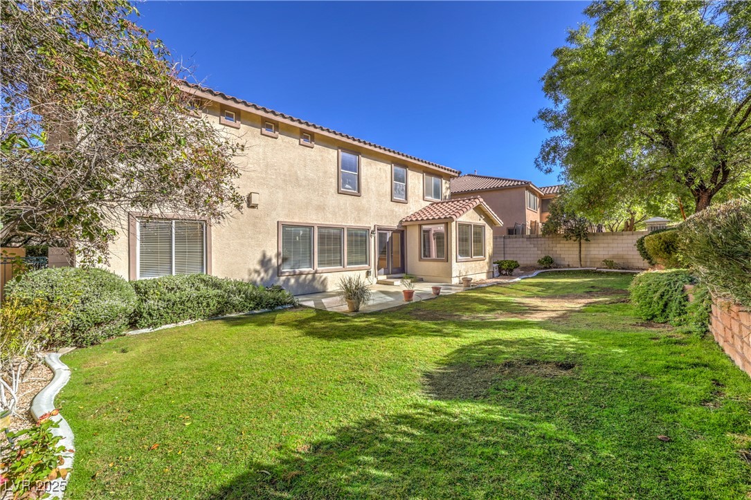 Henderson, Nevada 89052, United States, 4 Bedrooms Bedrooms, ,3 BathroomsBathrooms,Residential,Active,247754