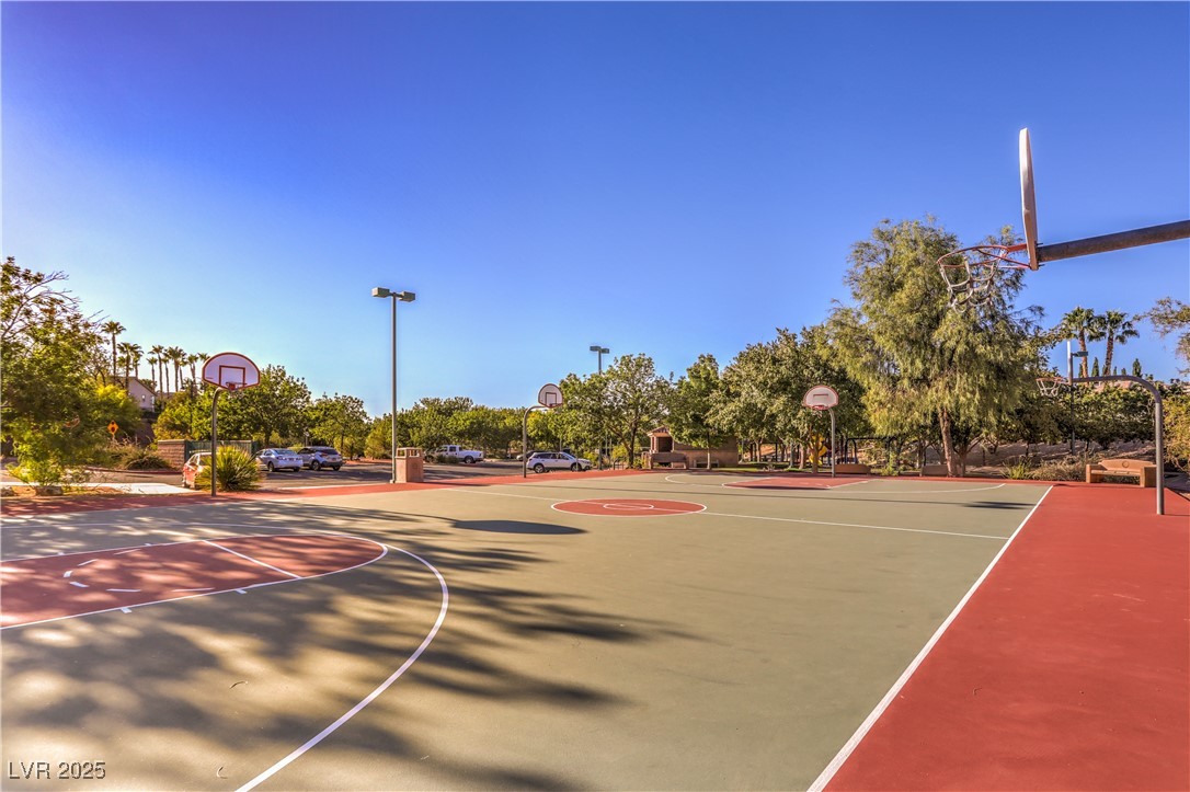 Henderson, Nevada 89052, United States, 4 Bedrooms Bedrooms, ,3 BathroomsBathrooms,Residential,Active,247754