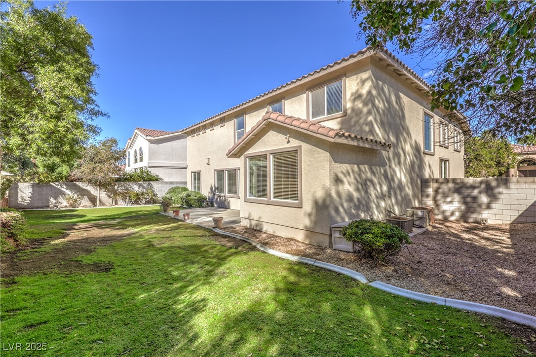 Henderson, Nevada 89052, United States, 4 Bedrooms Bedrooms, ,3 BathroomsBathrooms,Residential,Active,247754