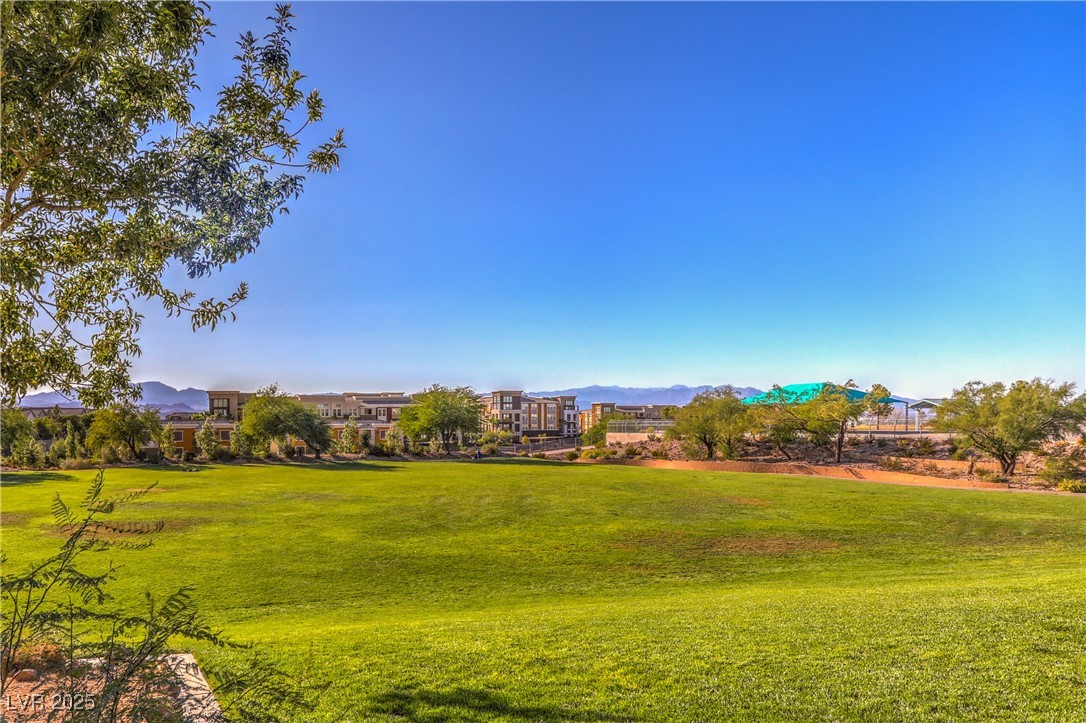 Henderson, Nevada 89052, United States, 4 Bedrooms Bedrooms, ,3 BathroomsBathrooms,Residential,Active,247754