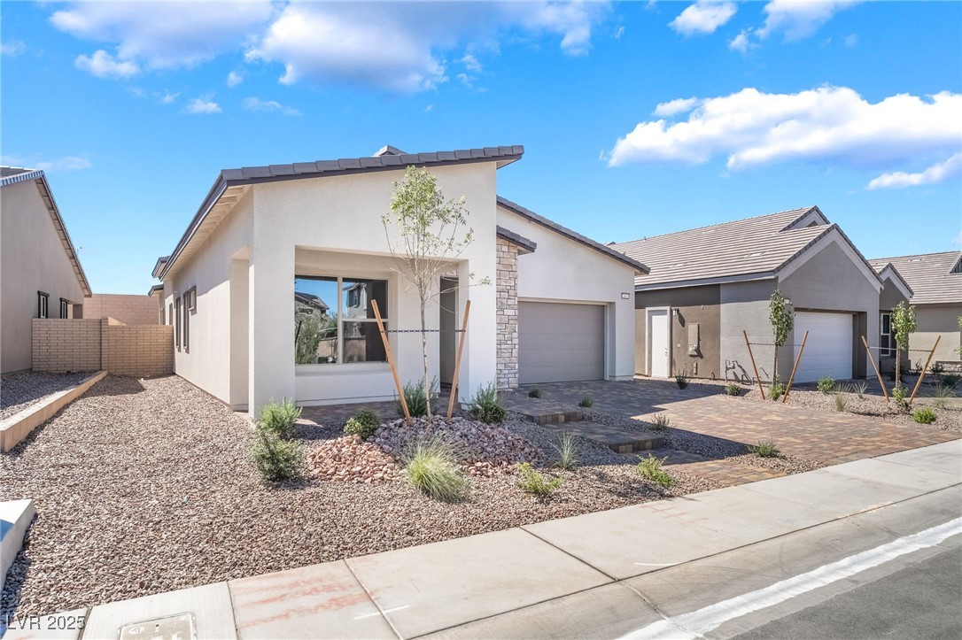 889 Cottonwood Hill Place