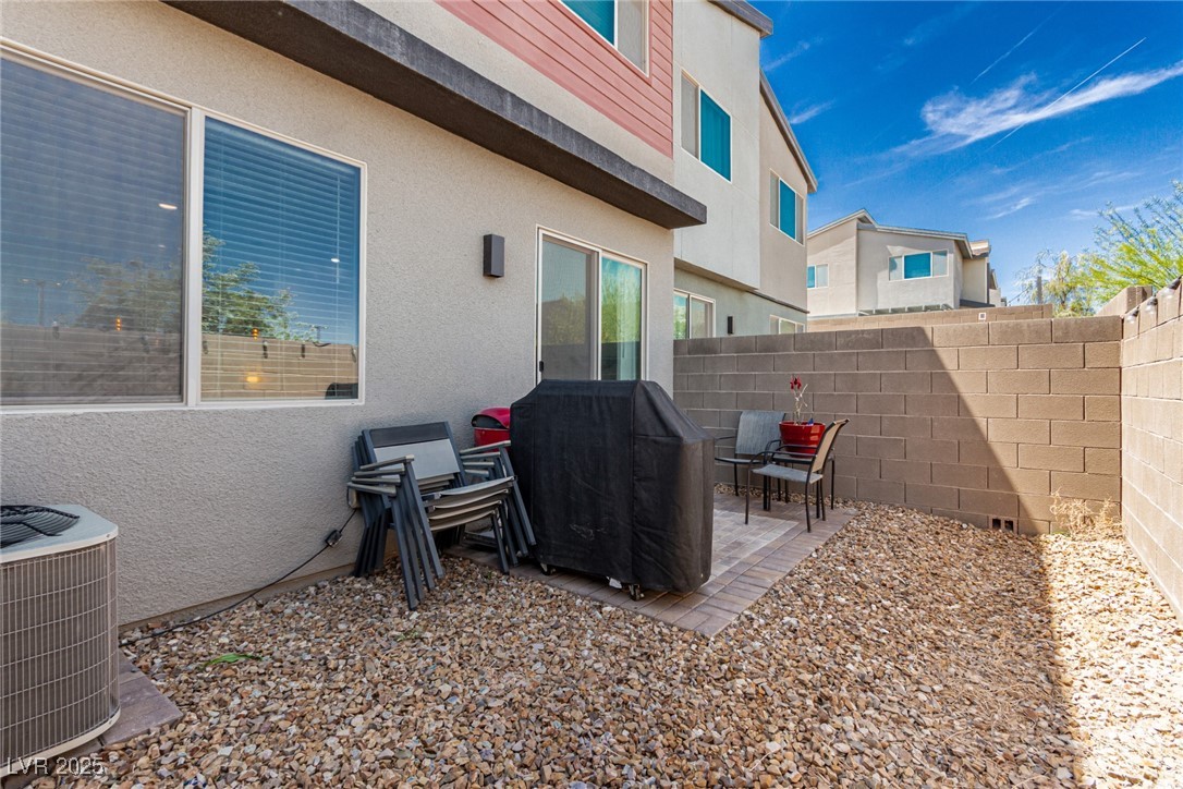 3208 Lumassina Way, Henderson, Nevada image 25