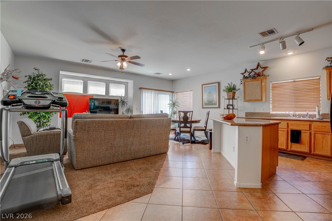 1025 Echo Beach Avenue