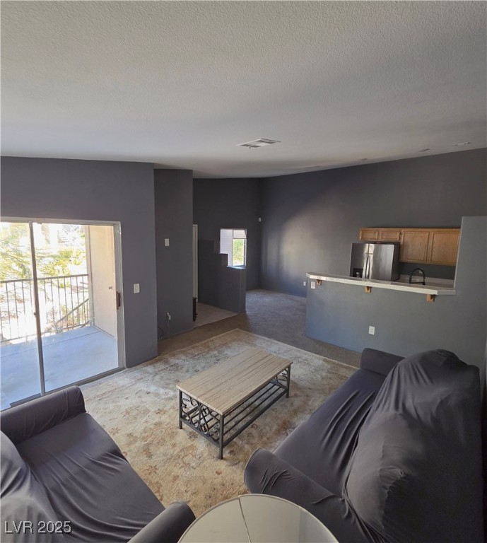 2110 Los Feliz Street 2067