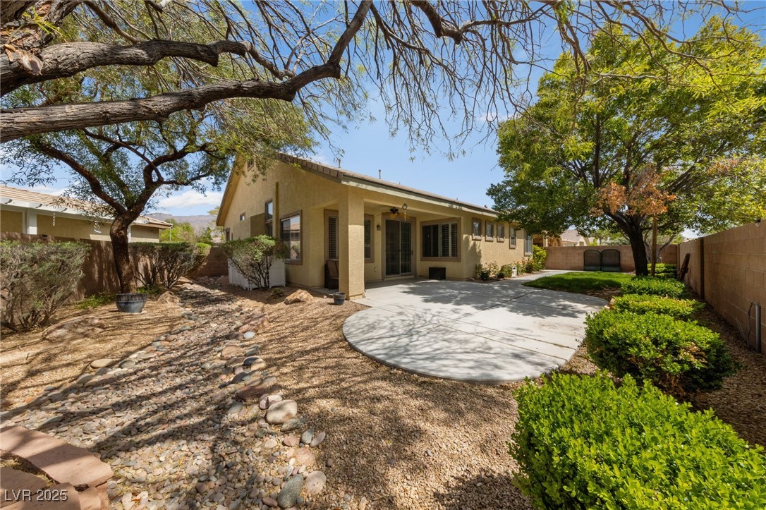 4217 Box Canyon Falls Avenue, North Las Vegas, Nevada image 32