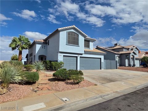 Photo of 736 Yellowtail Way, Henderson, NV 89002 (MLS # 2728857)