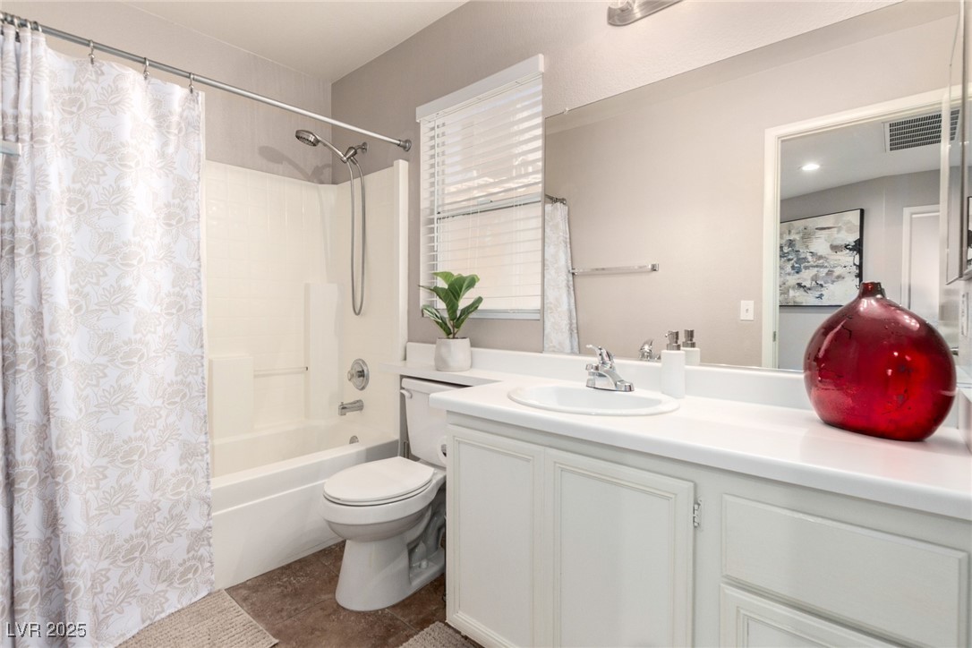 1360 Angel Falls Street, Las Vegas, Nevada image 28