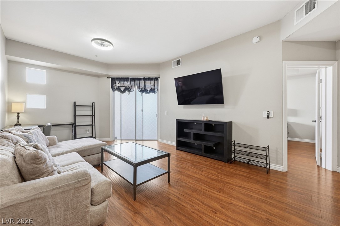 23 E Agate Avenue 501
