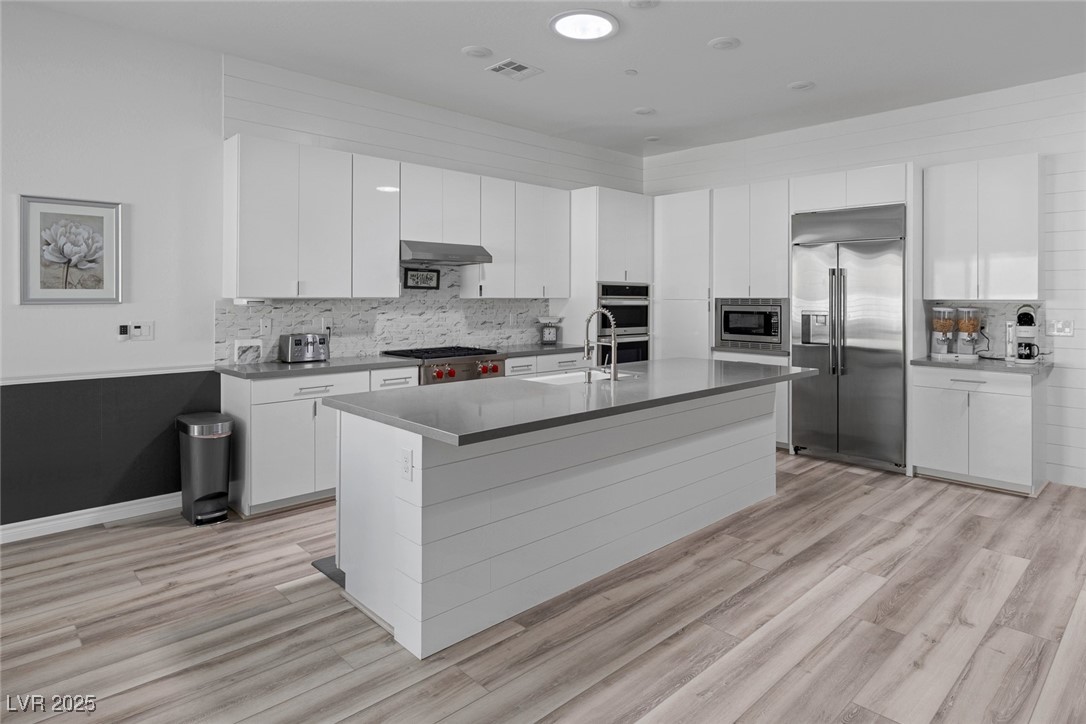 Las Vegas, Nevada 89138, United States, 3 Bedrooms Bedrooms, ,2 BathroomsBathrooms,Residential,Active,103668