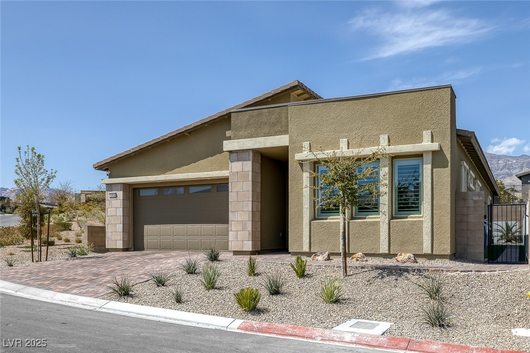 Las Vegas, Nevada 89138, United States, 3 Bedrooms Bedrooms, ,2 BathroomsBathrooms,Residential,Active,103668