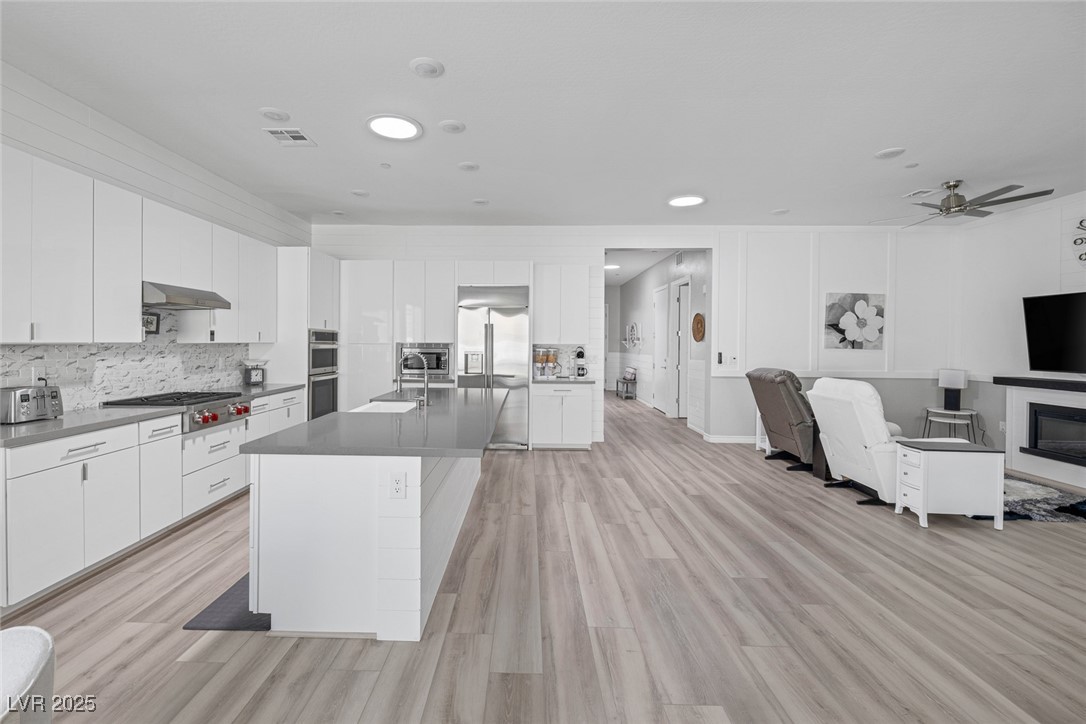 Las Vegas, Nevada 89138, United States, 3 Bedrooms Bedrooms, ,2 BathroomsBathrooms,Residential,Active,103668