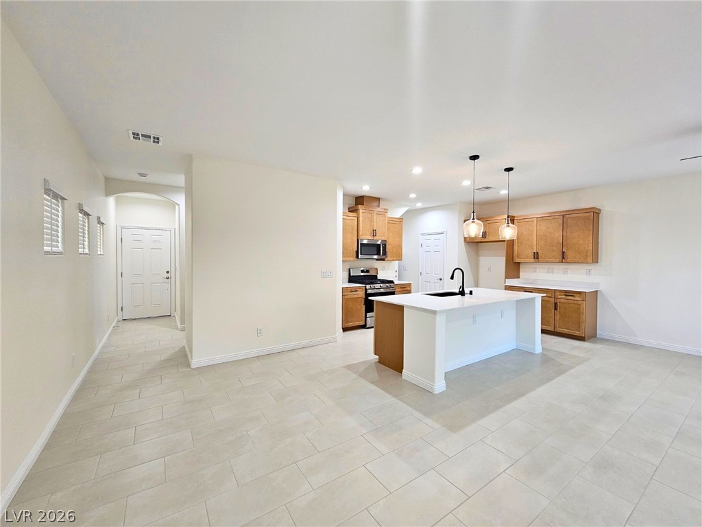 8476 Spirit Vale Avenue