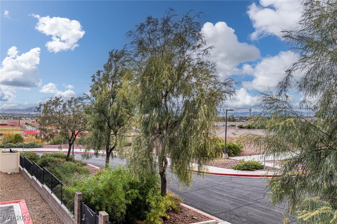 Las Vegas, Nevada 89129, United States, 3 Bedrooms Bedrooms, ,3 BathroomsBathrooms,Residential,Active,246330