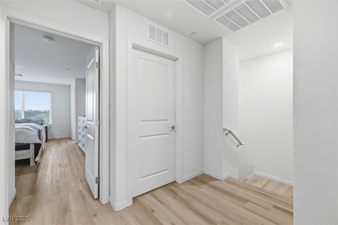 Las Vegas, Nevada 89129, United States, 3 Bedrooms Bedrooms, ,3 BathroomsBathrooms,Residential,Active,246330