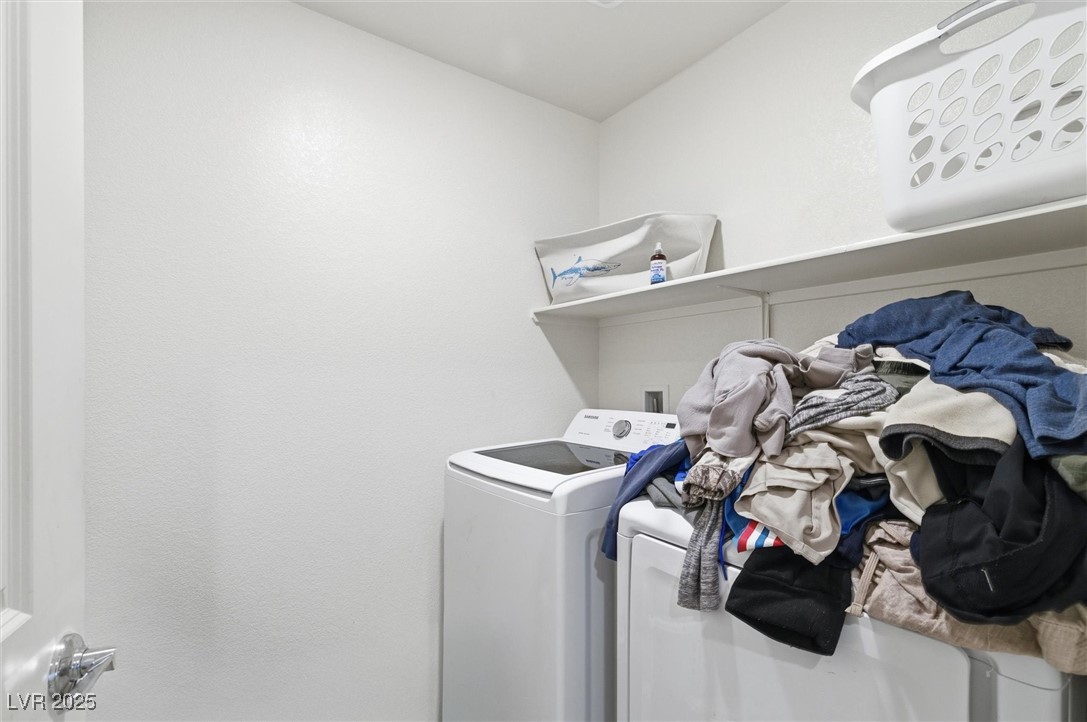 Las Vegas, Nevada 89129, United States, 3 Bedrooms Bedrooms, ,3 BathroomsBathrooms,Residential,Active,246330