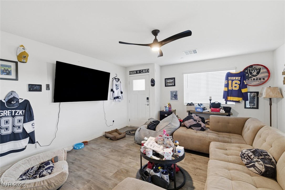 Las Vegas, Nevada 89129, United States, 3 Bedrooms Bedrooms, ,3 BathroomsBathrooms,Residential,Active,246330