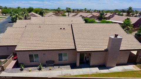 Single Family Residence in Laughlin NV 1236 Country Club Drive 3.jpg