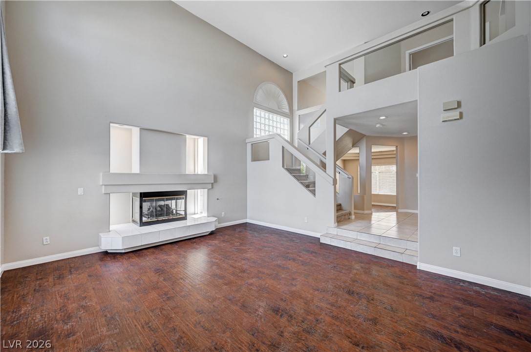 1123 Aspen Breeze Avenue