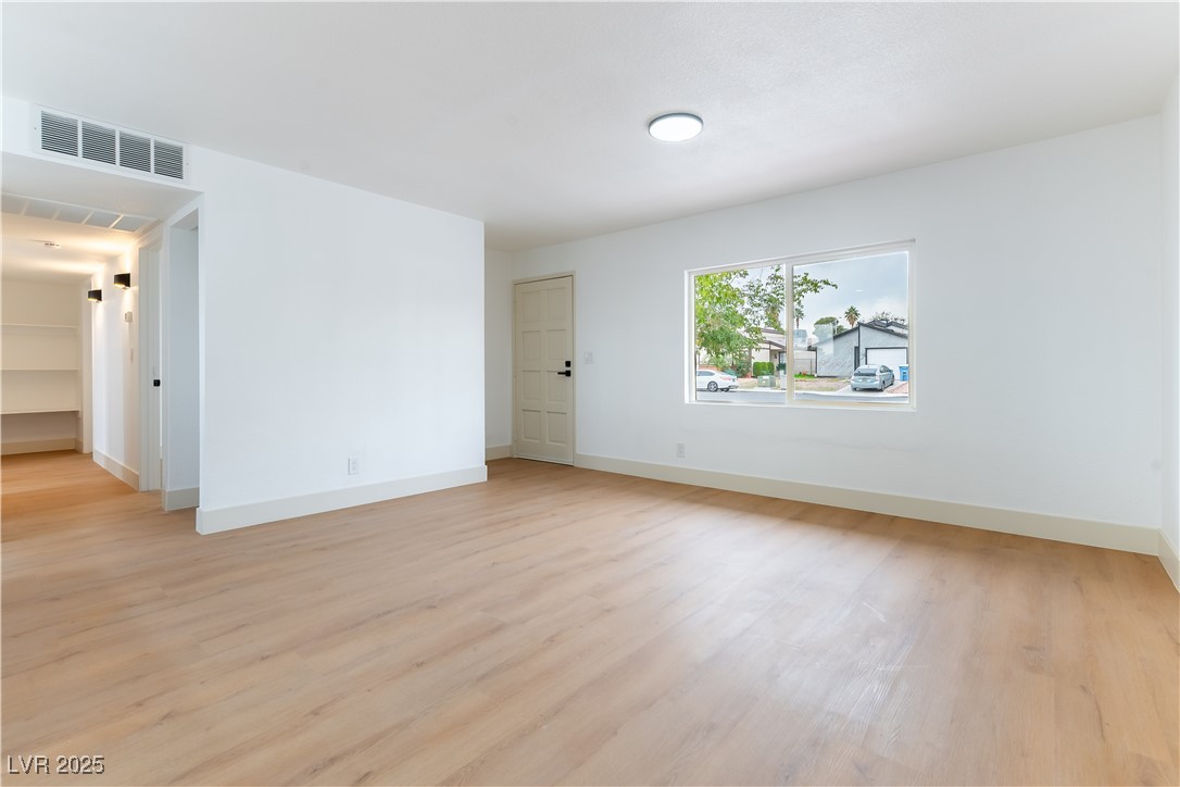 2321 Maverick Street