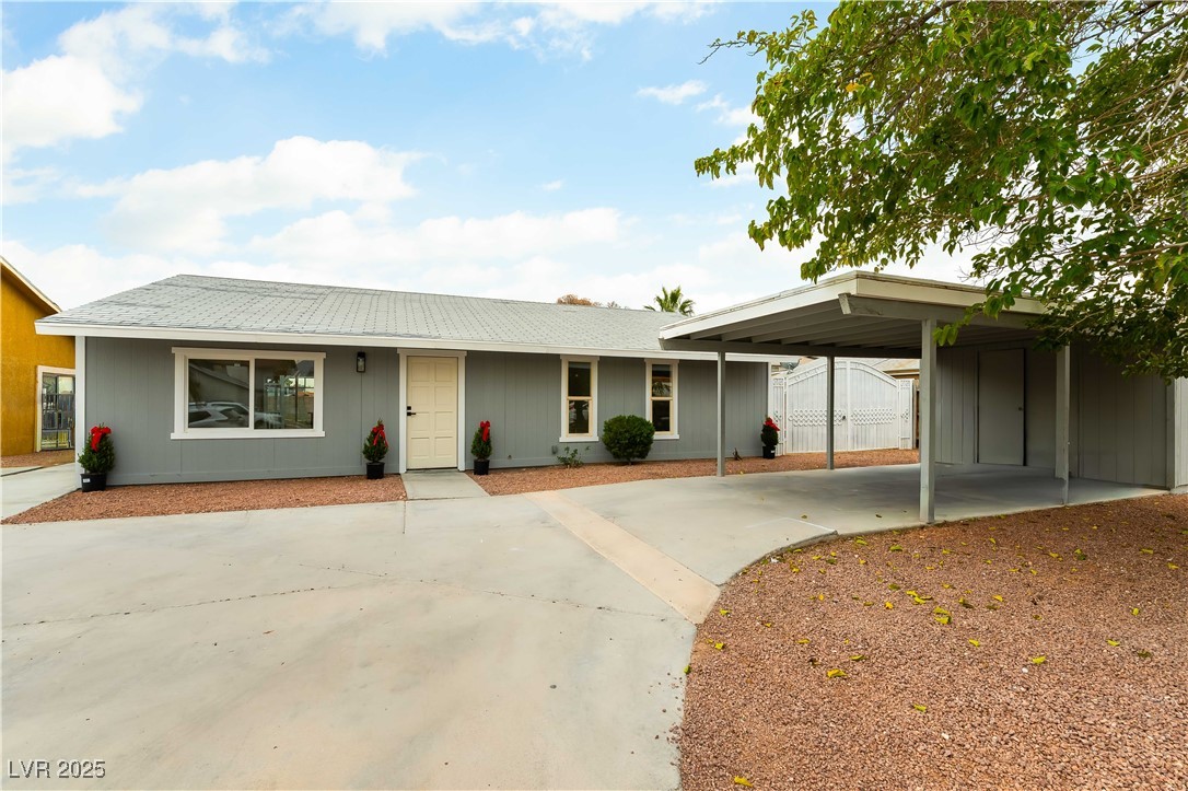 2321 Maverick Street