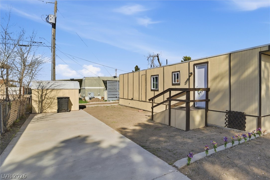 210 W Bonnie Claire Court