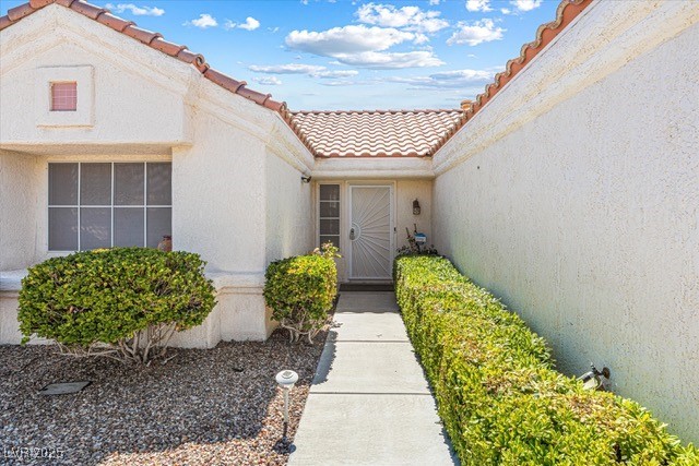 Properties 3 2552 Lotus Hill Drive