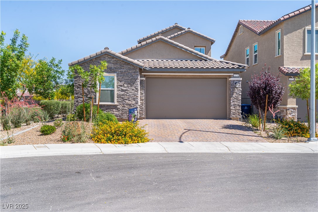 4376 Latitude Valley Court