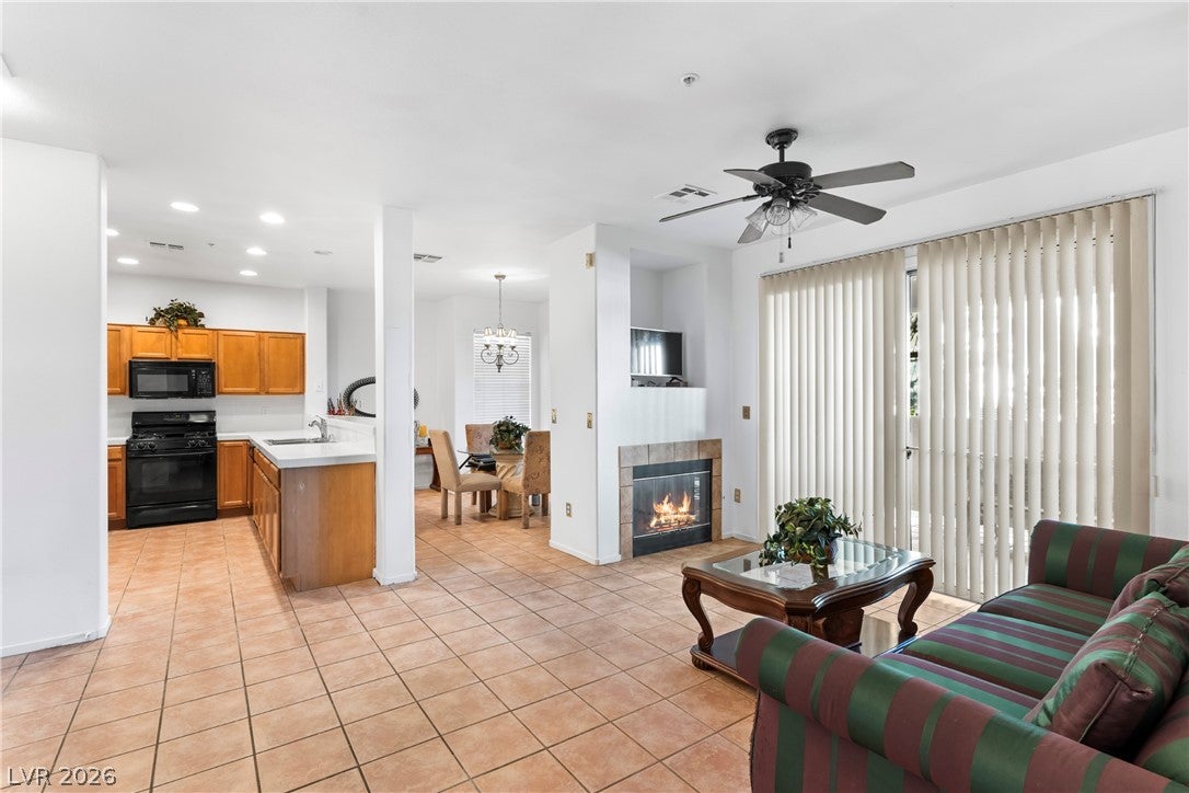 1012 Domnus Lane 102