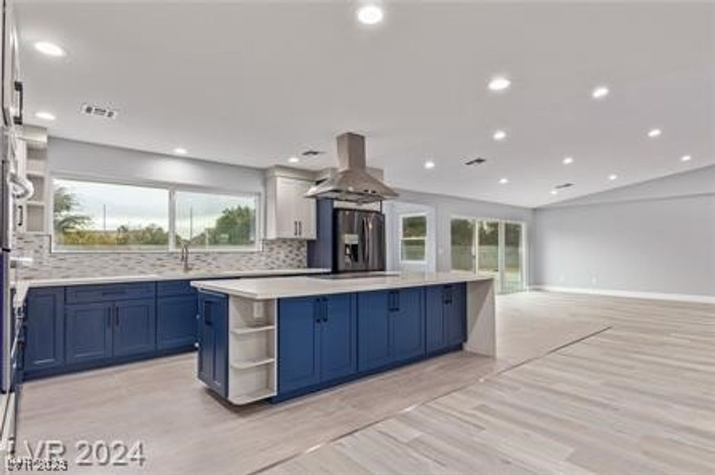 Photo of 7611 Laredo Street, Las Vegas, NV 89117 (MLS # 2737719)