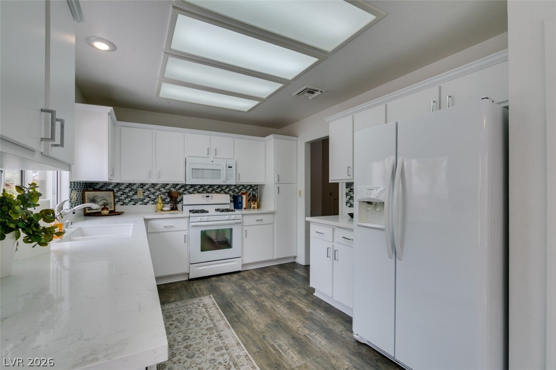 2817 Lotus Hill Drive