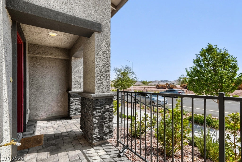 1144 Scarlet Sparrow Street