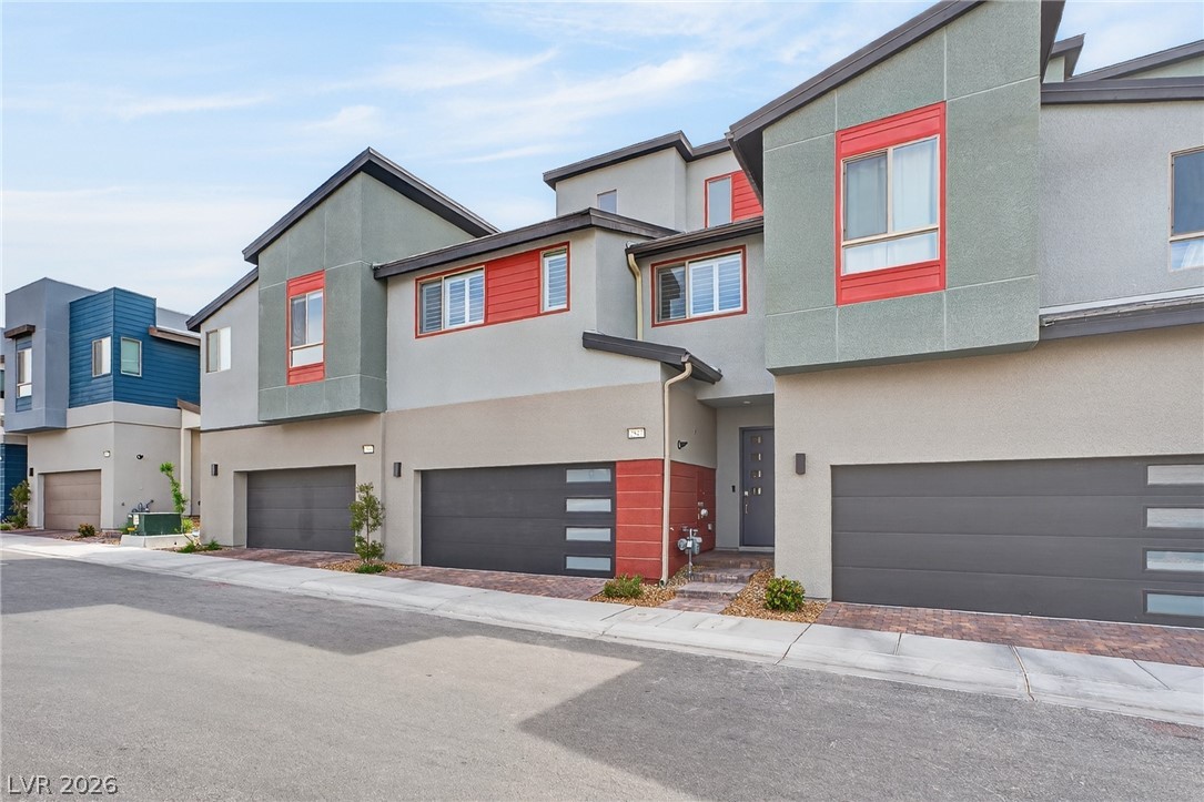 2547 Campaldo Street