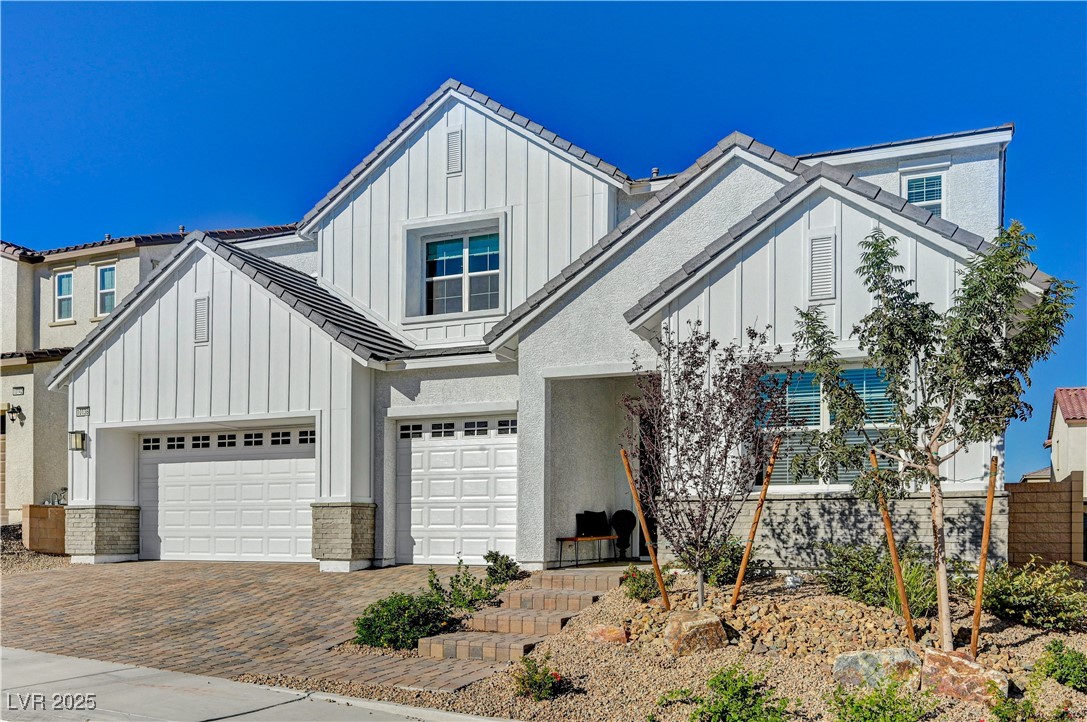 10136 Sequoia Glen Avenue