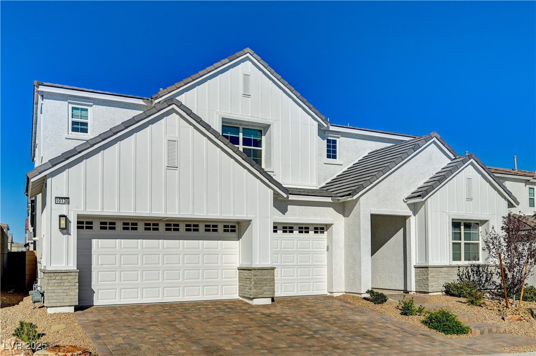 10136 Sequoia Glen Avenue