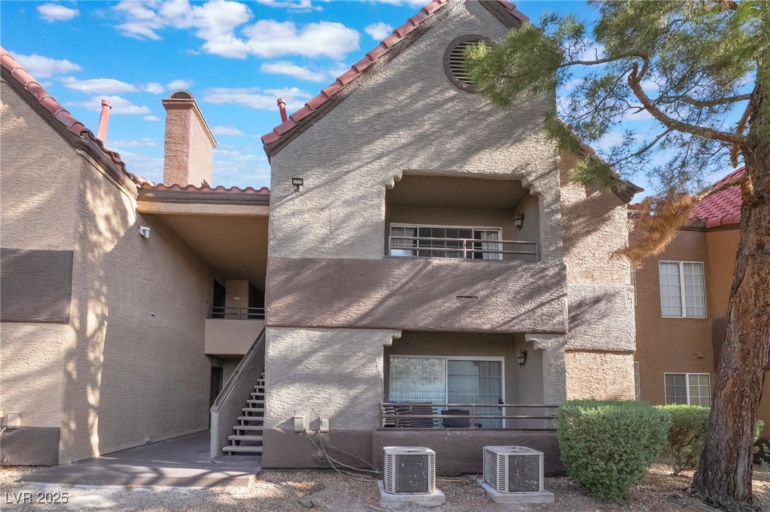 2200 S Fort Apache Road 1038