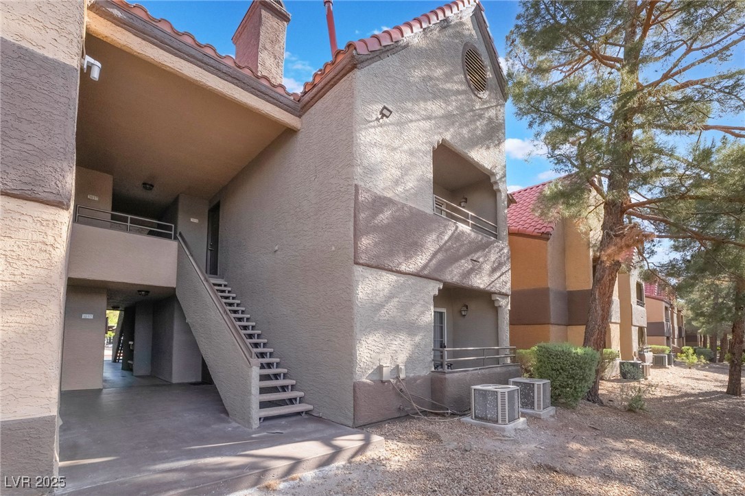 2200 S Fort Apache Road 1038