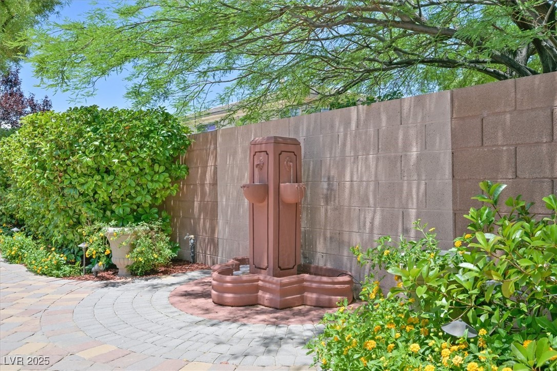 2410 Sunburst View Street, Henderson, Nevada image 38
