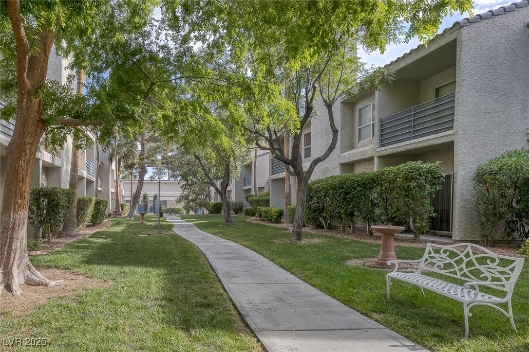 Las Vegas, Nevada 89103, United States, 2 Bedrooms Bedrooms, ,2 BathroomsBathrooms,Residential,Active,147725