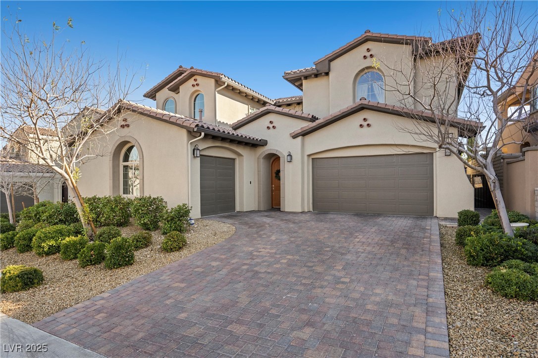12125 Edgehurst Court