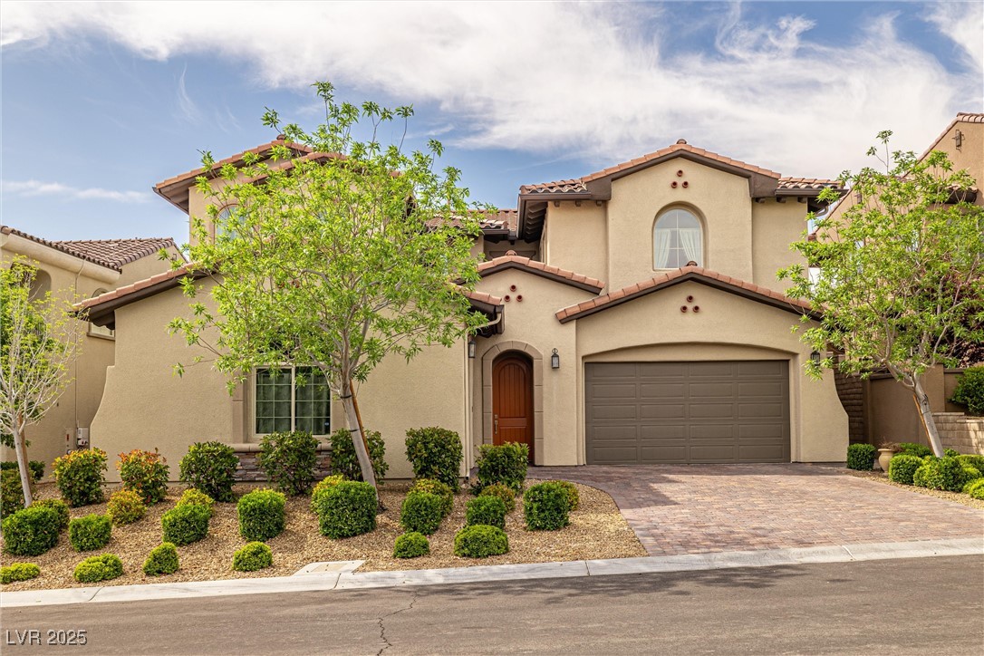 12125 Edgehurst Court