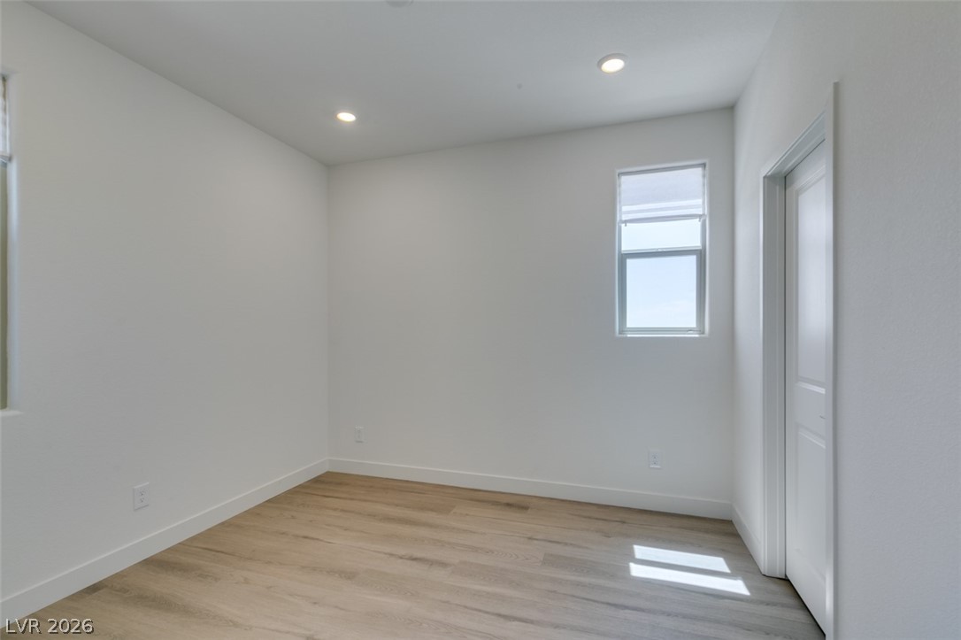 11552 Ashy Storm Avenue