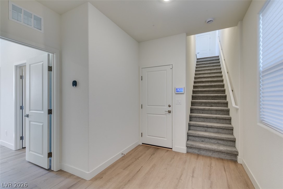 11552 Ashy Storm Avenue