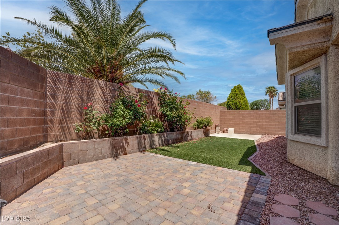 4140 Gliding Gulls Avenue, North Las Vegas, Nevada image 18