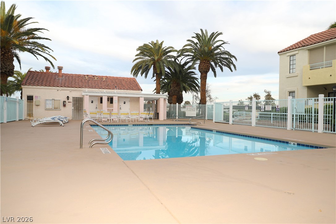 4861 S Torrey Pines Drive 106